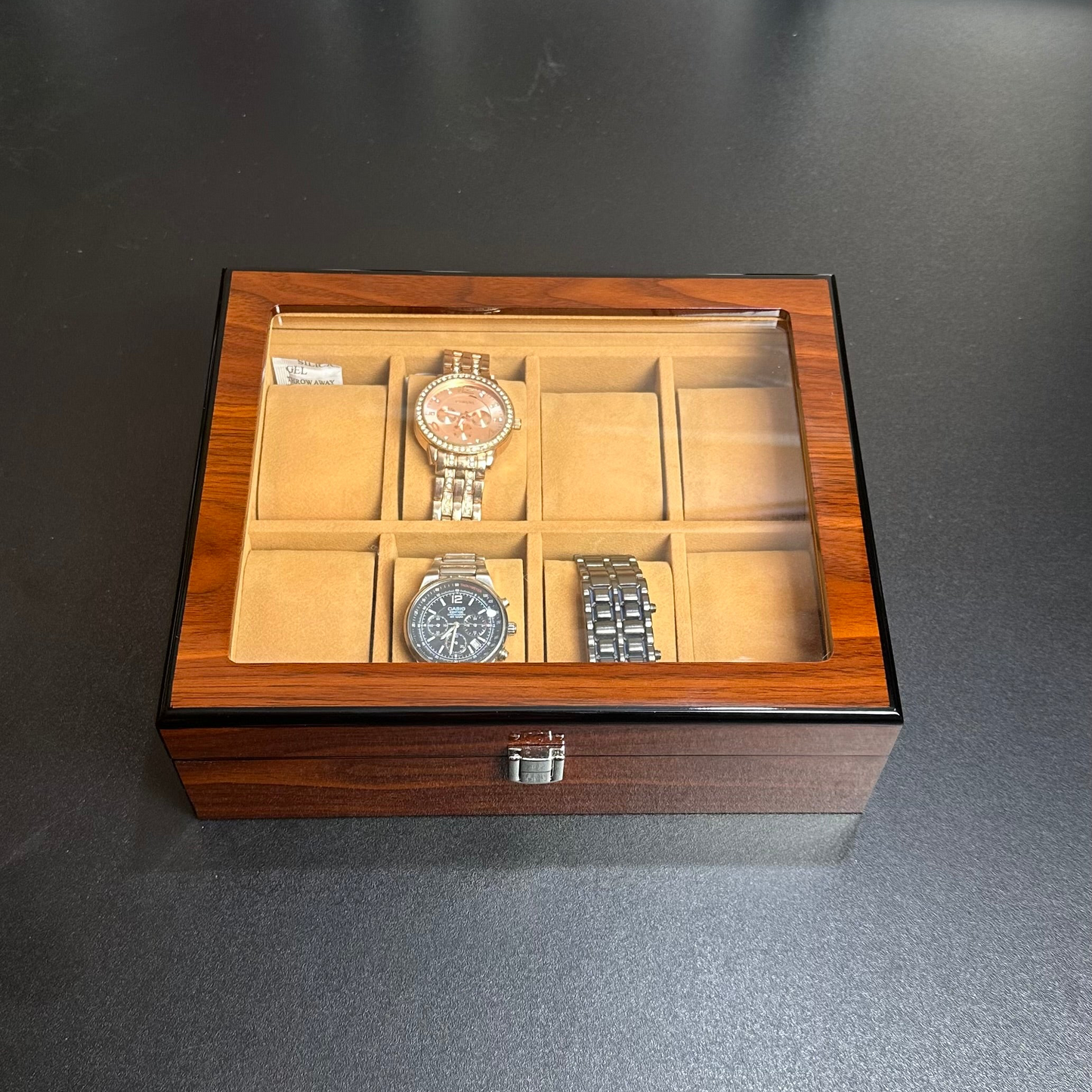 8 slot wood made watch organizer box