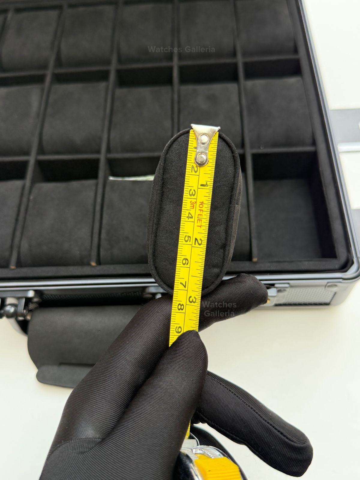 18 slot Aluminium made full black color watch box