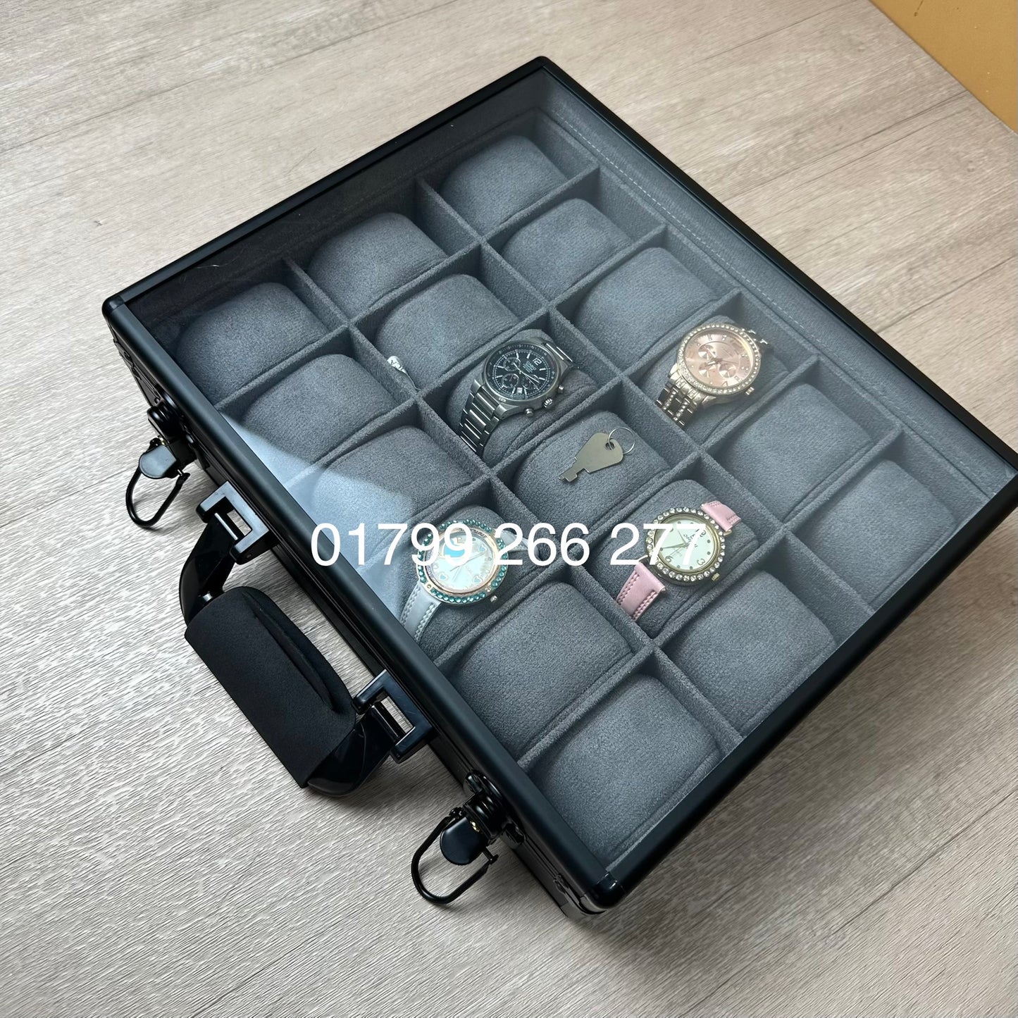18 Slots Aluminium Watch Organizer Box Dark Green High Materials Top Glass Window