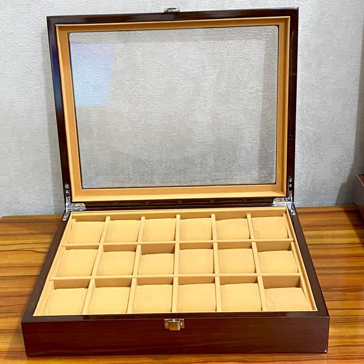 18 slot premium quality wood made watch organizer box