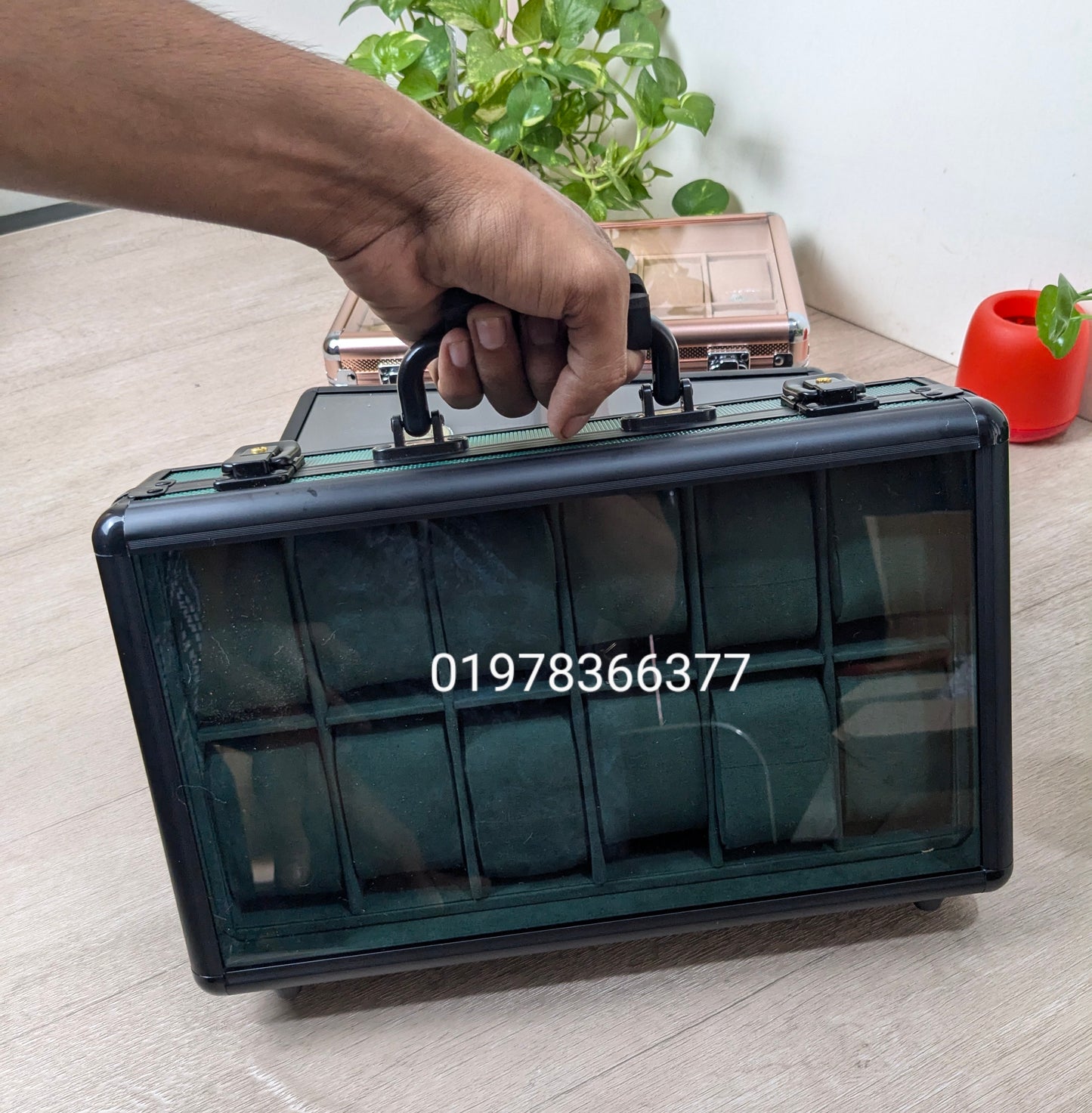 12 slot Aluminium made key system watch box